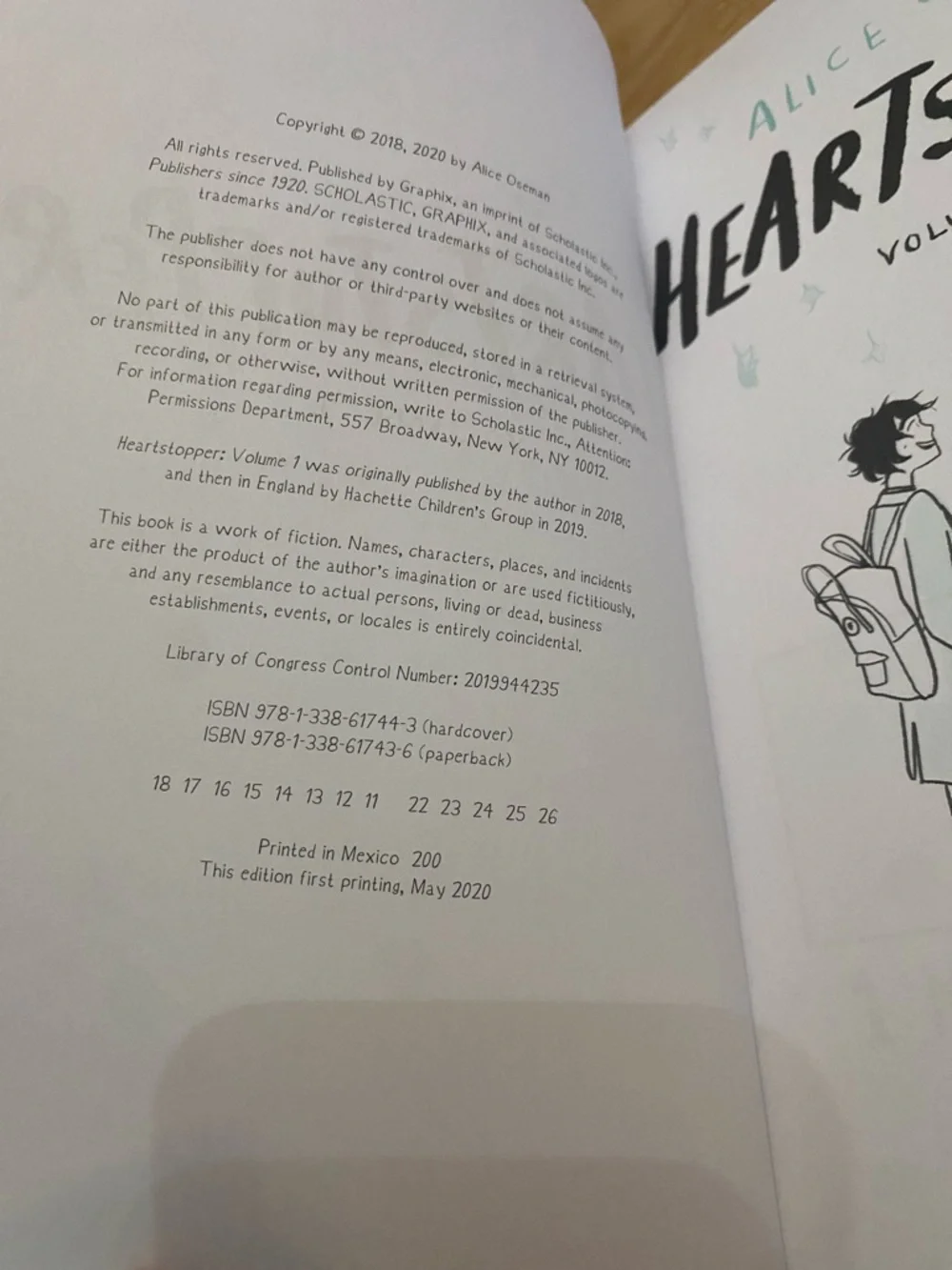 Heartstopper Volume 1 by Alice Oseman - Paperback Book